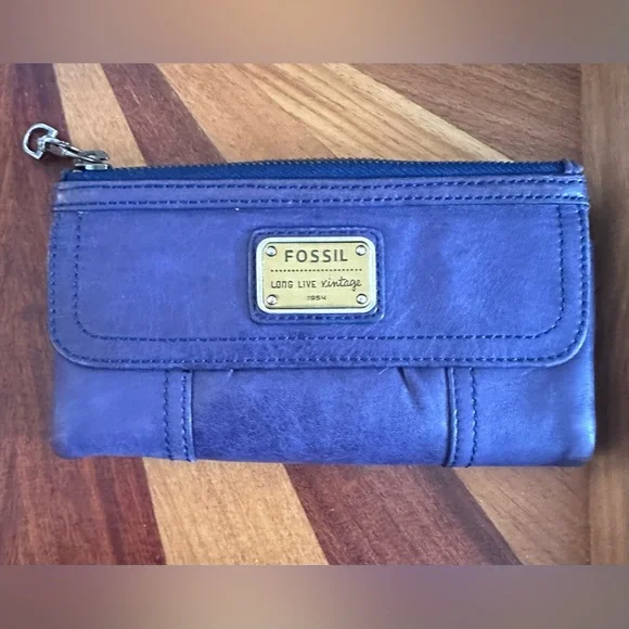 Sold Long Live Vintage Fossil Wallet Blue Lambskin - Picture 1 of 9